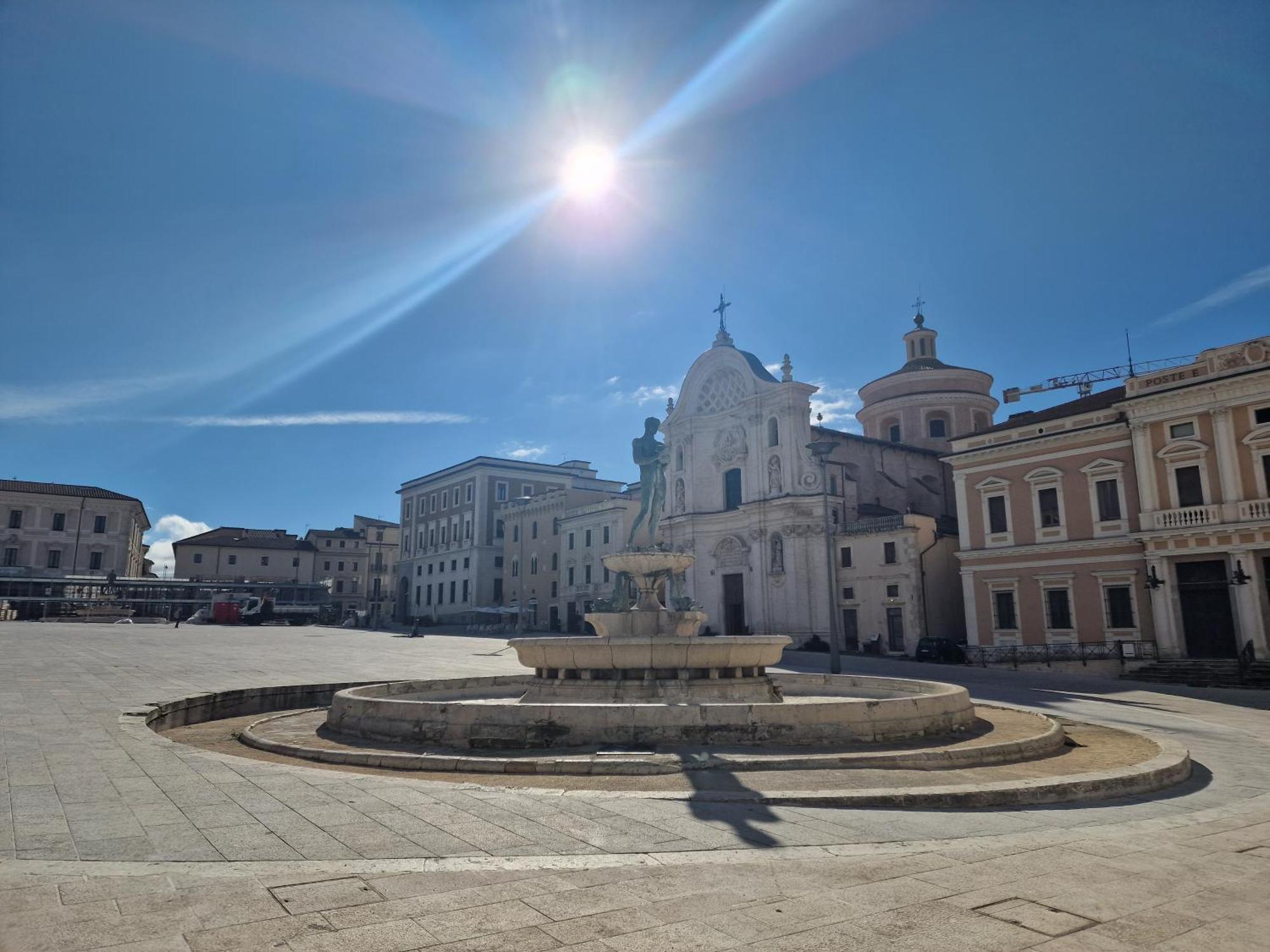 Casa Elena By Tramonti Apartments Л'Аквіла Екстер'єр фото